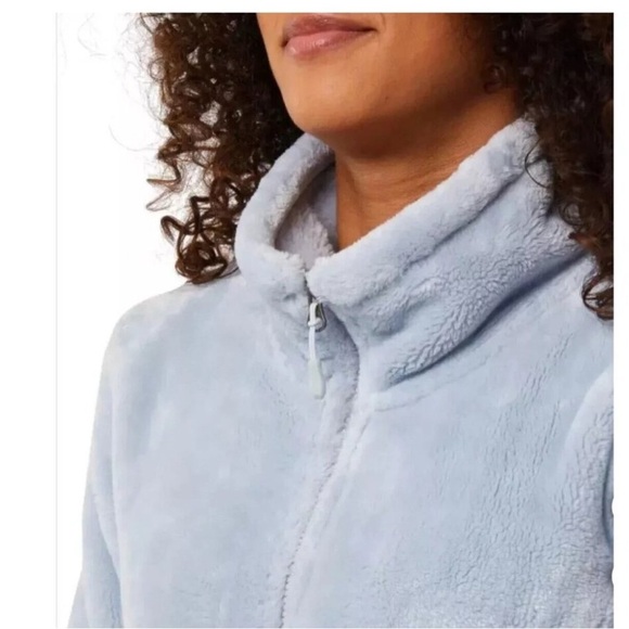 Women's Cozy faux fur Jacket size S. NWT. Cozy and soft - Picture 5 of 8